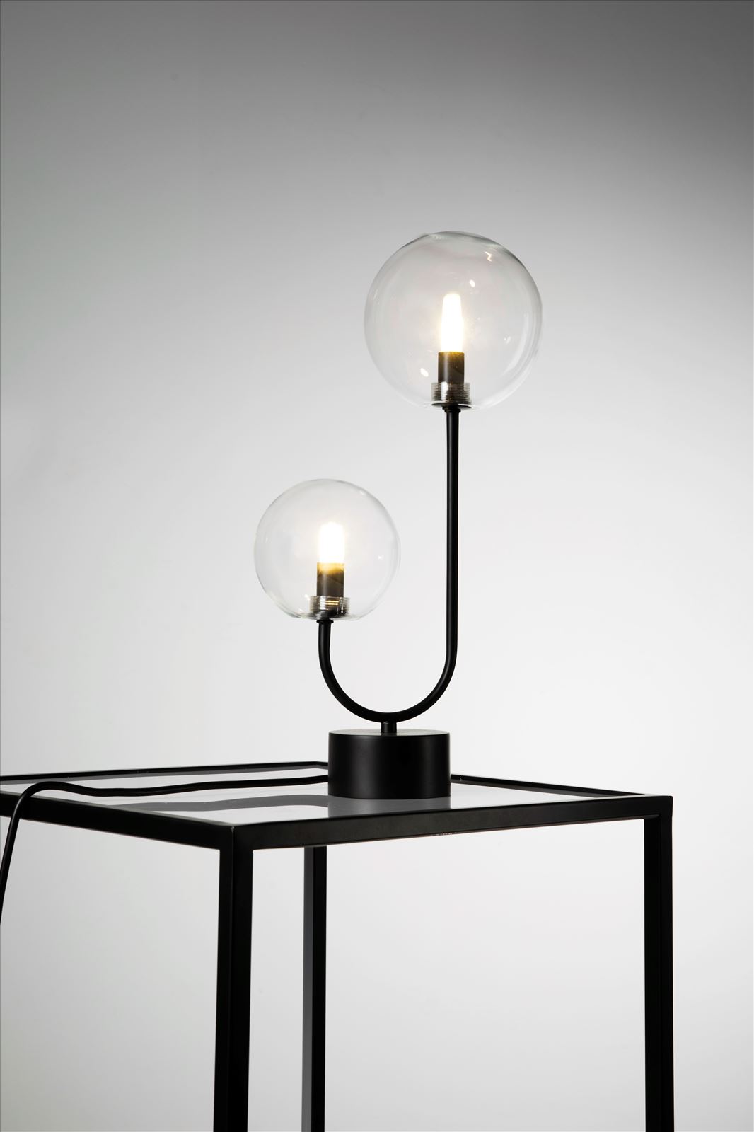 גופי תאורה מקטגוריית: מנורות שולחן  ,שם המוצר: פריז